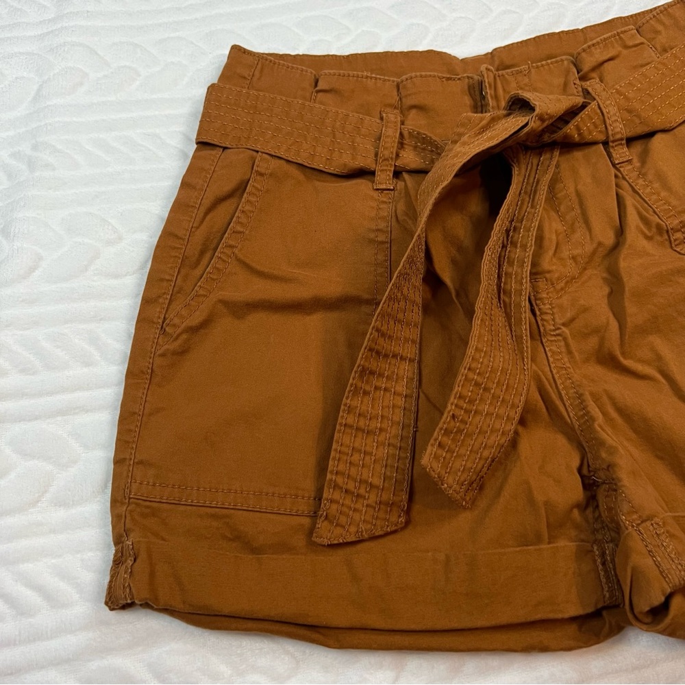 💗 Vanilla Star - Womans High Rise Cargo Shorts - Picture 3 of 8